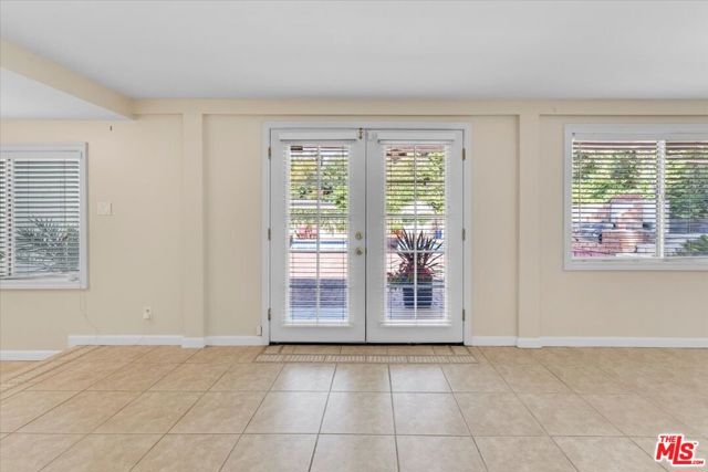 23264 Calvert Street, Woodland Hills CA: https://media.crmls.org/mediaz/801ff933-bfd0-44ce-b644-163d2aef1c45.jpg