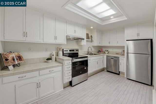 1517 Oakmont, Walnut Creek CA: https://media.crmls.org/mediaz/8020c6bc-3f60-40d5-8cd5-8a845d6fe07f.jpg