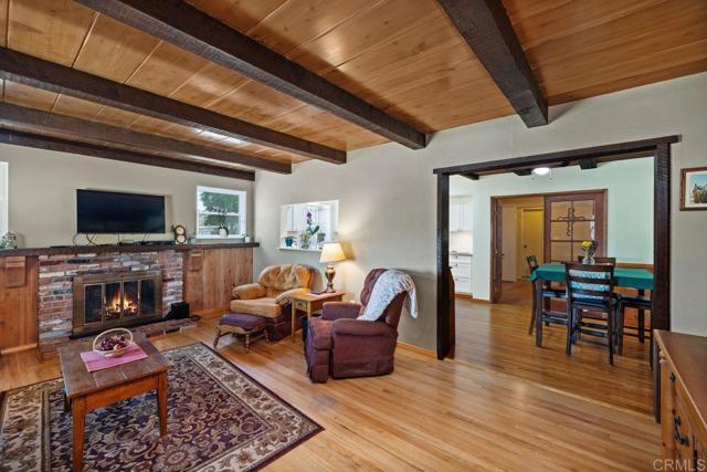 10171 Ramona Drive, Spring Valley CA: https://media.crmls.org/mediaz/80219ec6-5186-4a8b-8ec0-f690ad16e1c8.jpg