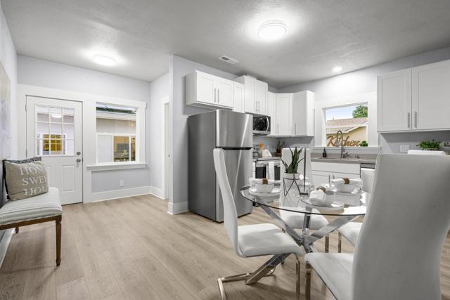 840 N 15th Street, San Jose CA: https://media.crmls.org/mediaz/80244339-a18e-4855-b58a-332524fe99fa.jpg