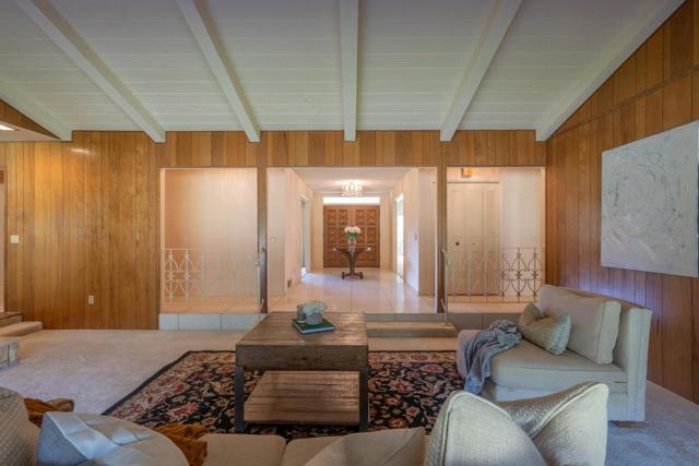 10 Ring Lane, Carmel Valley CA: https://media.crmls.org/mediaz/80255f65-43d5-4104-972f-22deda84a33d.jpg