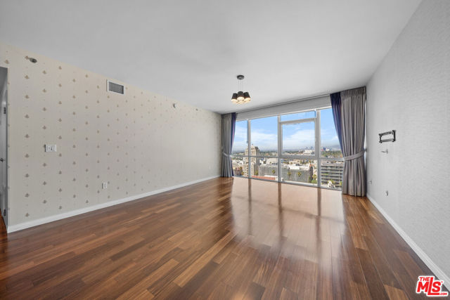 3785 Wilshire Boulevard, Los Angeles CA: https://media.crmls.org/mediaz/8025d113-9c6d-4c1c-90df-79968a2c3950.jpg