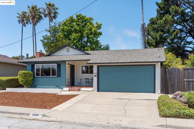 3129 Deseret Dr, Richmond CA: https://media.crmls.org/mediaz/80269119-f16c-409d-854f-5f0ed968dccb.jpg