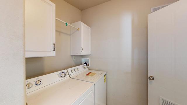 234 Lei Drive, Palm Springs CA: https://media.crmls.org/mediaz/8026f329-55a3-491e-a631-6567f20f5908.jpg