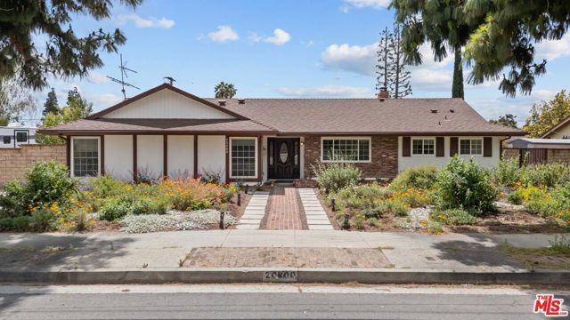 20800 Chatsworth Street, Chatsworth, California 91311, 4 Bedrooms Bedrooms, ,3 BathroomsBathrooms,Single Family Residence,For Sale,Chatsworth,24403347