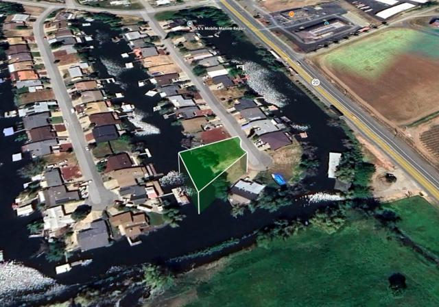 13489 Marina, Clearlake Oaks CA: https://media.crmls.org/mediaz/802830c7-716d-45d3-b23f-389d01db42af.jpg
