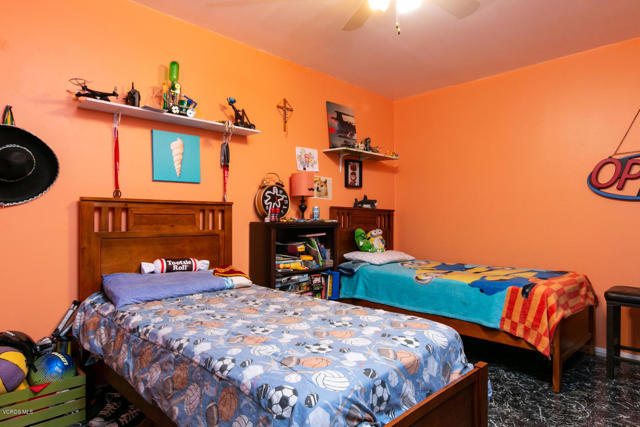 733 N M Street, Oxnard CA: https://media.crmls.org/mediaz/80289cf2-6802-4a74-b8fe-0c89fb1ff7e5.jpg