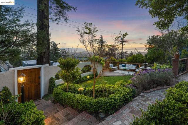 1143 Keith Ave, Berkeley CA: https://media.crmls.org/mediaz/802ba7cb-4500-492d-b8a2-84f977725df0.jpg