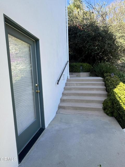 Detail Gallery Image 3 of 20 For 546 Mint Ln #B,  Ventura,  CA 93001 - 0 Beds | 1 Baths