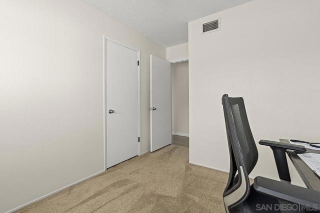 1718 Outer Dr., El Cajon CA: https://media.crmls.org/mediaz/802ce278-4029-4701-b902-39cd76bd8a1c.jpg