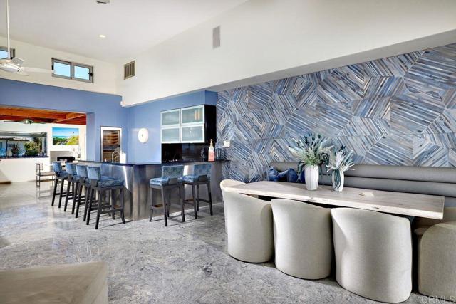 Detail Gallery Image 2 of 47 For 806 4th St, Encinitas,  CA 92024 - 5 Beds | 5/2 Baths