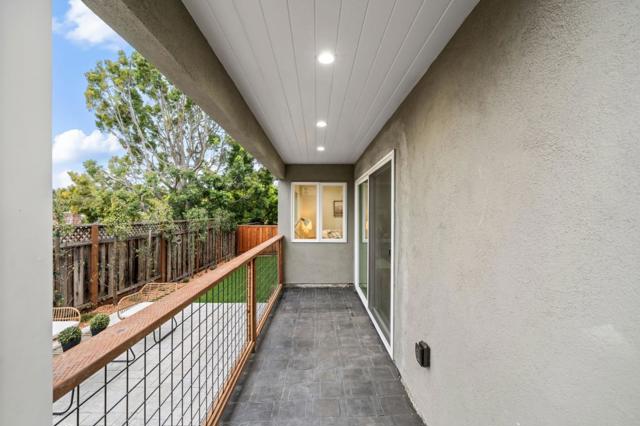 2009 Lyon Avenue, Belmont CA: https://media.crmls.org/mediaz/802e94a0-1c74-4ddd-b626-280f6ec8c3f2.jpg