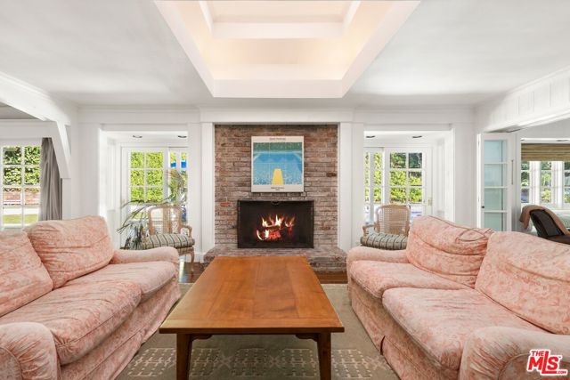 Drew Fenton | 1456 Roscomare Road Los Angeles CA | MLS: 7527117 Drew Fenton | 1456 Roscomare Road Los Angeles CA | MLS: 7527117