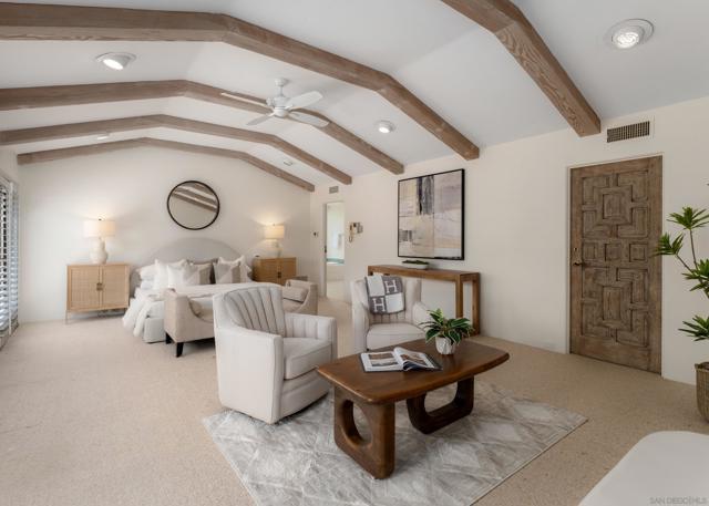 17716 Via De Fortuna, Rancho Santa Fe CA: https://media.crmls.org/mediaz/8030b7bf-54b3-4a85-974a-691d6b9642e4.jpg