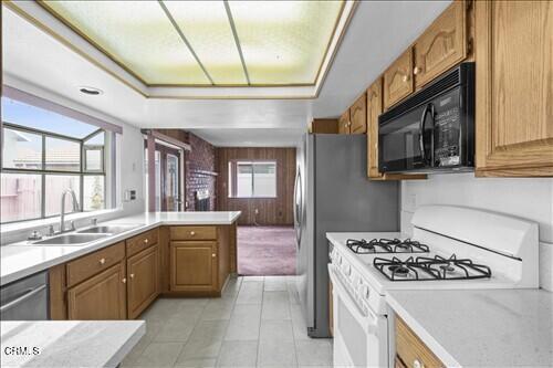 Detail Gallery Image 8 of 37 For 1134 Elm St, Tehachapi,  CA 93561 - 3 Beds | 2/1 Baths