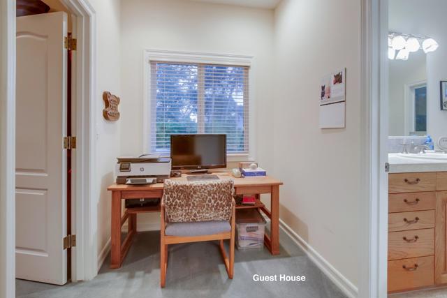 1495 Meredith Road, Fallbrook CA: https://media.crmls.org/mediaz/8031c0ee-9976-463c-ac43-2cc749f573d2.jpg