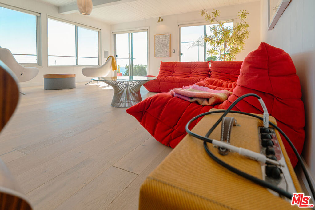 MLS #25503537 img 27