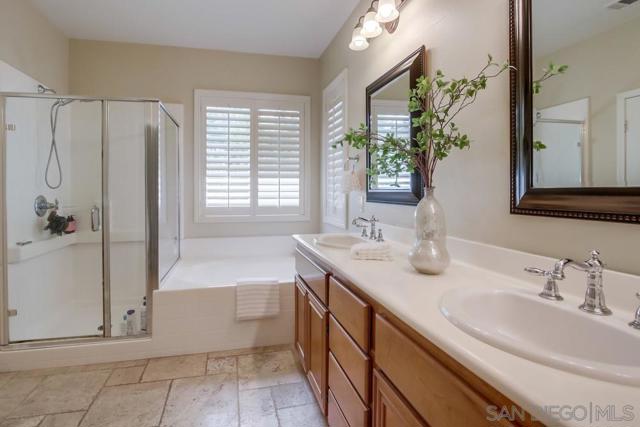 10477 YELLOW ROSE LANE, San Diego CA: https://media.crmls.org/mediaz/803244c2-ae2a-4f15-8cf0-cbaa96ecbc3a.jpg
