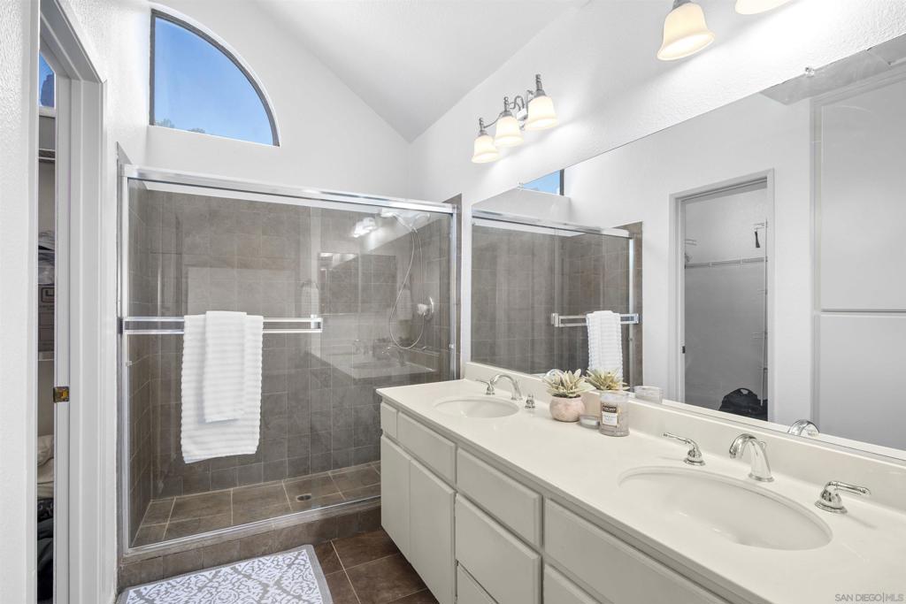 MLS #250031714SD img 46