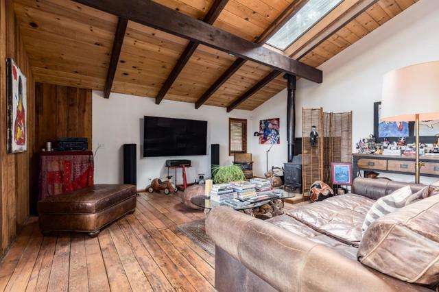 60 Highgate Road, Scotts Valley CA: https://media.crmls.org/mediaz/80328b33-07be-4f33-b011-bb43fb794013.jpg