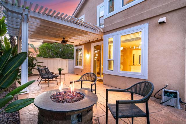 1187 Avenida Azul, San Marcos CA: https://media.crmls.org/mediaz/80335341-0c2f-45e6-864f-94587724206d.jpg