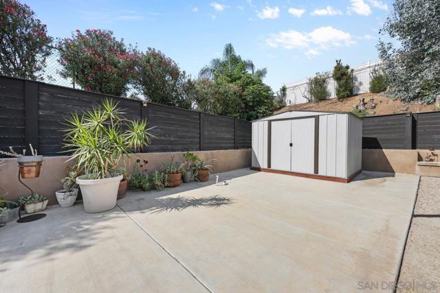 9335 Telkaif St, Lakeside CA: https://media.crmls.org/mediaz/80339ea9-66fa-42ec-b05d-96a666202555.jpg
