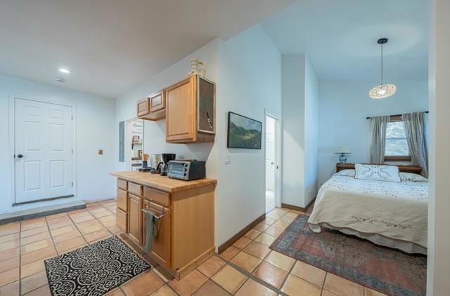 9180 Coker Road, Salinas CA: https://media.crmls.org/mediaz/8033dd29-099a-4fa6-9974-7167e0194451.jpg