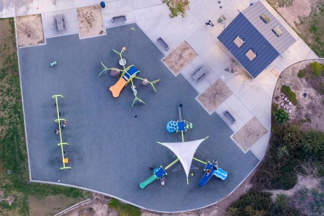 Image 45 of 54 For 1124 Calle Obsidiana  3