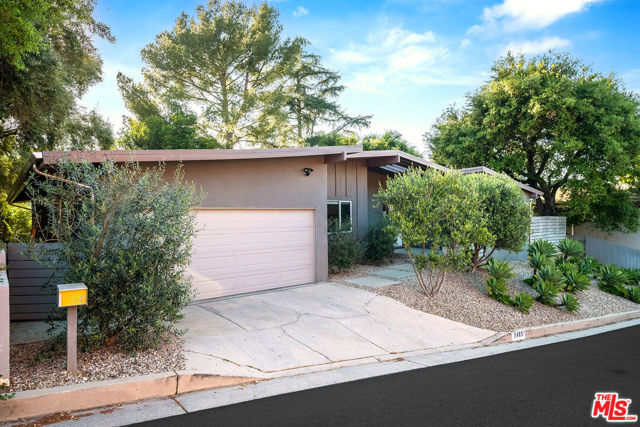 3485 Coy Drive photo 4