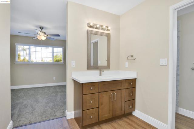 2086 Oakridge Ln, Pittsburg CA: https://media.crmls.org/mediaz/80346d54-3552-4067-98c1-1a6fe325e921.jpg