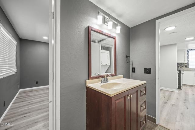 Detail Gallery Image 14 of 23 For 114 E Ventura #E,  Santa Paula,  CA 93060 - 2 Beds | 1 Baths