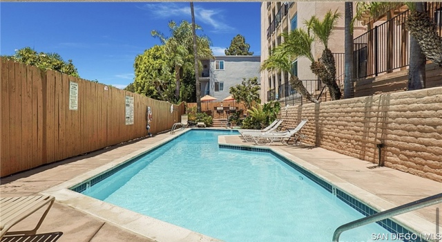 4730 Noyes ST, San Diego CA: https://media.crmls.org/mediaz/80348c40-5e4a-4ebf-8293-f37e98ad78a0.jpg