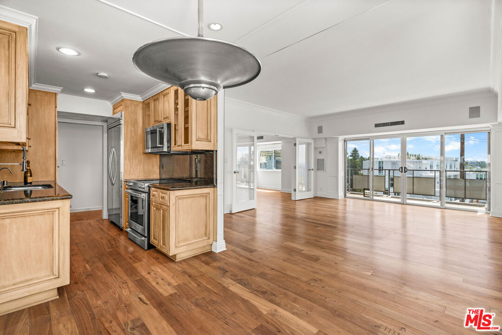 1155 N La Cienega Boulevard #306