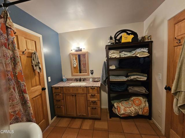 Detail Gallery Image 5 of 15 For 59500 Bell Springs Rd, Laytonville,  CA 95454 - 2 Beds | 1 Baths