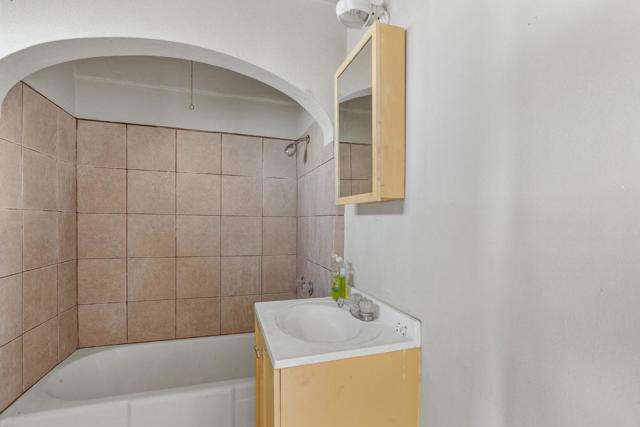 2022 Hitchcock Road, Salinas CA: https://media.crmls.org/mediaz/8035ad9c-8efd-47ac-b5f5-d9d63249ea14.jpg