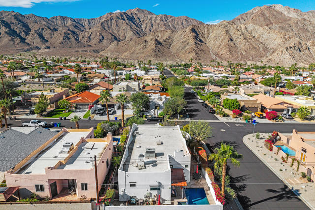 54510 Avenida Alvarado, La Quinta CA: https://media.crmls.org/mediaz/80361fd8-e691-4c57-82d9-0a46f234f651.jpg