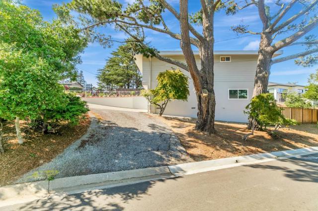 3300 Plateau Drive, Belmont CA: https://media.crmls.org/mediaz/80368456-842b-45d9-8195-0a789e5dc36b.jpg