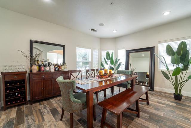 Image 6 of 73 For 35724 Linda Drive