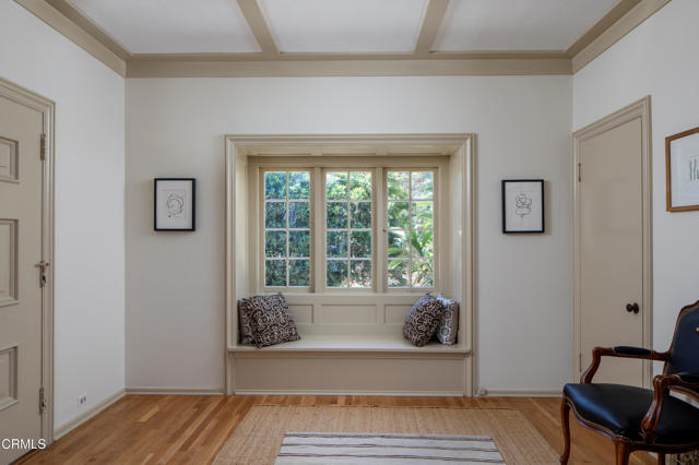 676 S Madison Avenue, Pasadena CA: https://media.crmls.org/mediaz/8038edd6-6c77-4862-ab71-9b4e2cd96078.jpg