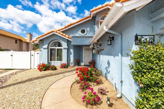 Detail Gallery Image 7 of 54 For 9126 Sinsonte Ln, Lakeside,  CA 92040 - 4 Beds | 3 Baths