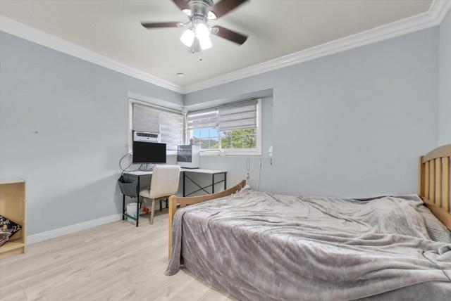 1521 Del Norte Dr, Corona CA: https://media.crmls.org/mediaz/803966ae-4240-46f2-987f-1a537f1998f6.jpg