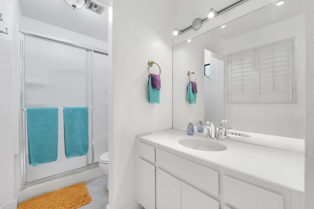 1385 E Via Escuela, Palm Springs CA: https://media.crmls.org/mediaz/803a1272-810c-4aa5-ba7c-99f10d9bf8d4.jpg