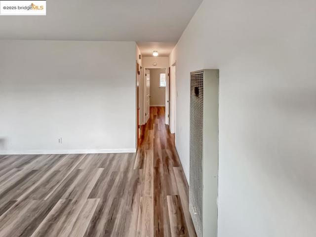 2741 Dwight Way, Berkeley CA: https://media.crmls.org/mediaz/803b7807-28ee-43c6-bda5-8873e8347ff3.jpg