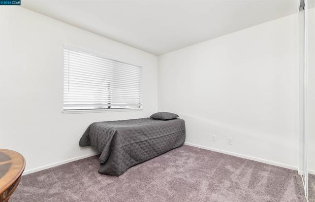Image 18 of 23 For 1215 Kenwal Rd  D