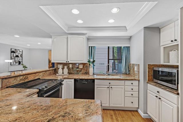 109 Oakland Place, Los Gatos CA: https://media.crmls.org/mediaz/803c57e6-e226-42cc-845d-eccbbcc5fa31.jpg