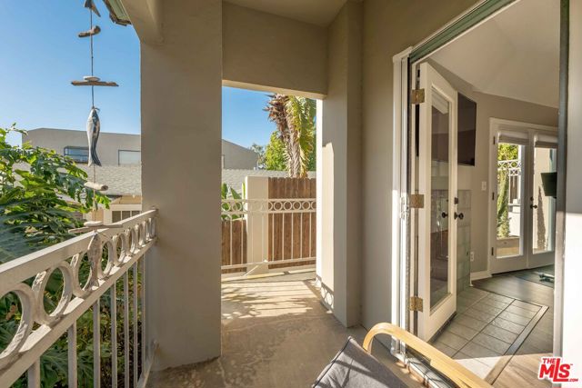 110 GUADALUPE Avenue, Redondo Beach, California 90277, 3 Bedrooms Bedrooms, ,3 BathroomsBathrooms,Residential,Sold,GUADALUPE,22169205