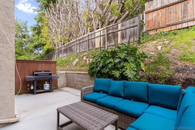 9779 Caminito Doha, San Diego CA: https://media.crmls.org/mediaz/80408afe-1233-40db-9ee9-4221895d3985.jpg
