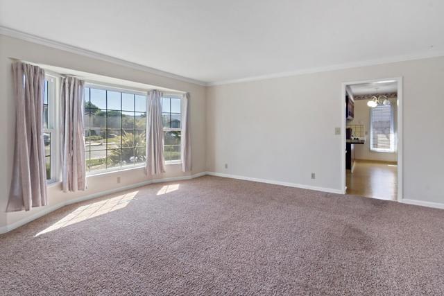 225 Rio Vista Drive, King City CA: https://media.crmls.org/mediaz/8040b12d-41f0-44a9-9ee2-665ca0bb9903.jpg