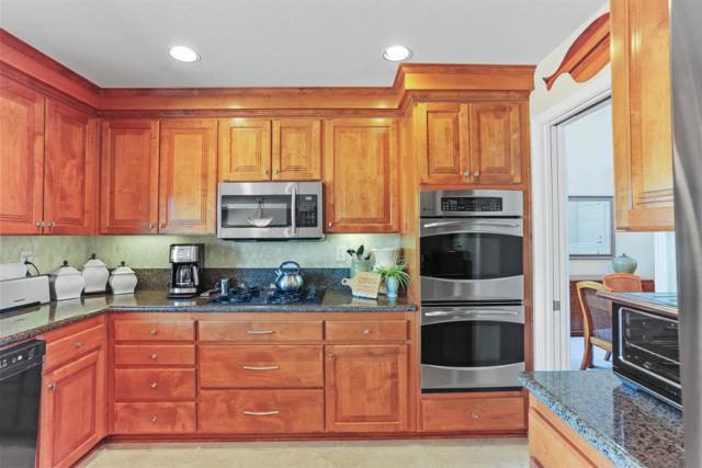 11464 Alborada, San Diego CA: https://media.crmls.org/mediaz/80411b7f-c160-468a-accc-269023832328.jpg