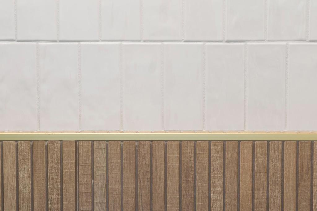 https://media.crmls.org/mediaz/804254e8-309b-498e-a1ff-a60a909b171b.jpg?preset=X-Large